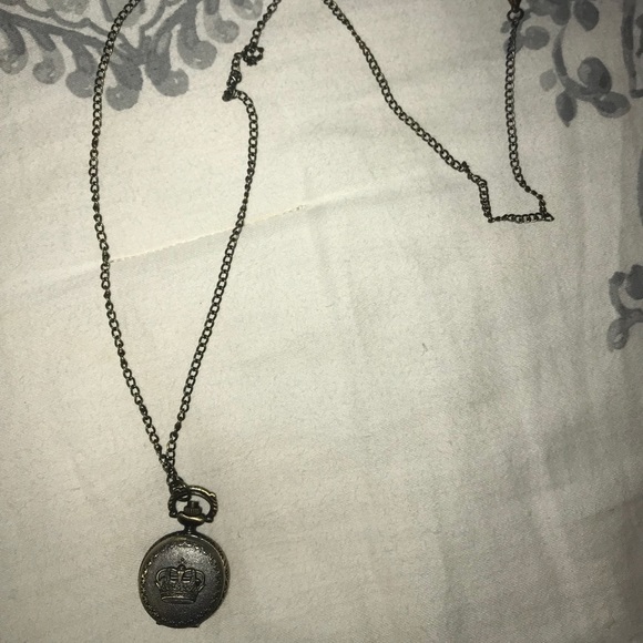 Clock locket - Picture 5 of 5